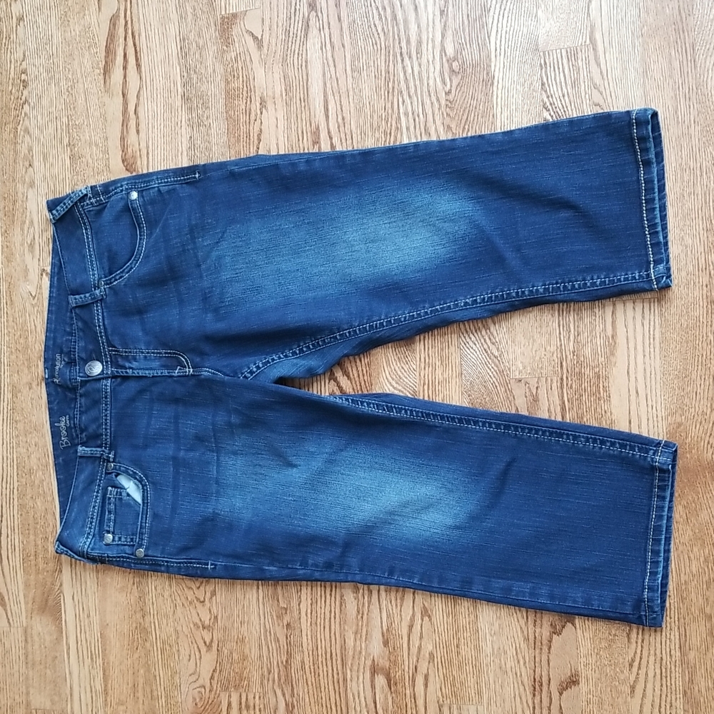 (34) Revolution by Ricki's Brooke Cotton  Blend Denim Capri Jeans Comfy Vacation